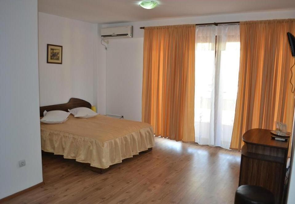 Hotel Corsar Tulcea Room photo
